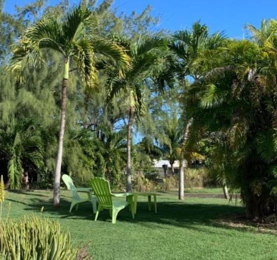 Le Jardin De Gabriel Villa Sainte-Anne  Exterior photo